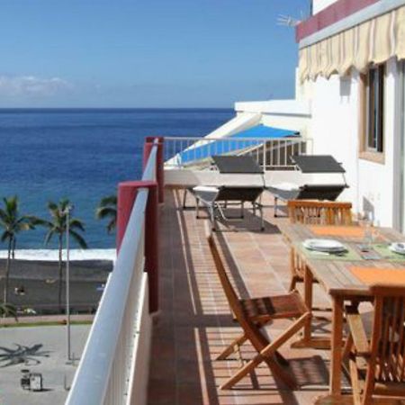 Atico Con Vistas Al Mar Apartment Puerto De Naos Ngoại thất bức ảnh