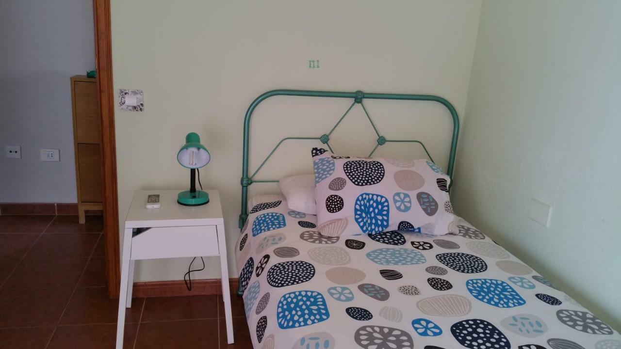 Atico Con Vistas Al Mar Apartment Puerto De Naos Ngoại thất bức ảnh